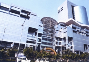 চিত্র:DhakaBashundraCity.jpg