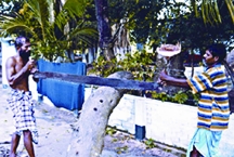 চিত্র:Karati.jpg