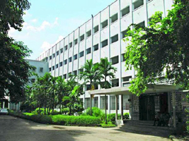 চিত্র:UniversityDhakaArtsBuilding.jpg