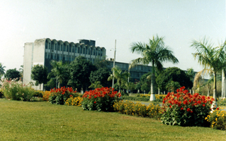 চিত্র:BangladeshAgriculturalUniversity.jpg
