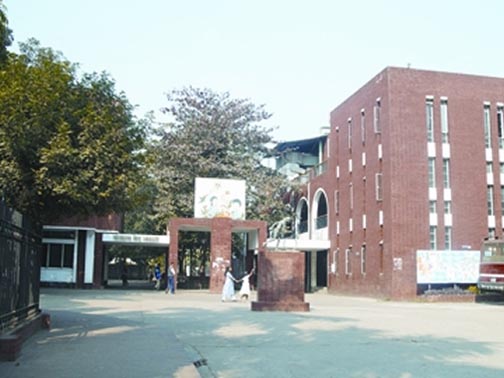 চিত্র:BagnladeshShishuAcademy.jpg