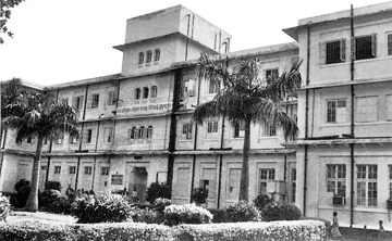 চিত্র:SirSalimullahMedicalCollege.jpg