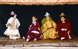 চিত্র:PutulNach1.jpg