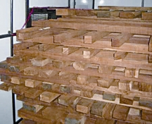 চিত্র:WoodSeasoning.jpg