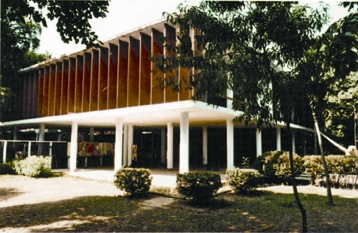 চিত্র:ArchitectureFineArtsInsituteDU.jpg